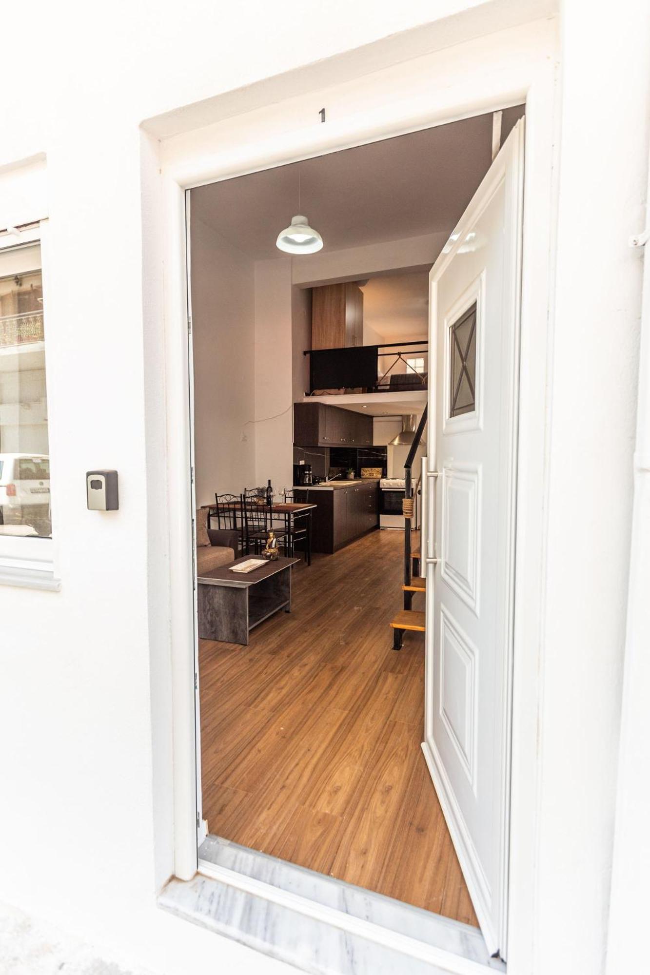 Neva'S Apartment'S In Center Chania 1 2 Bagian luar foto